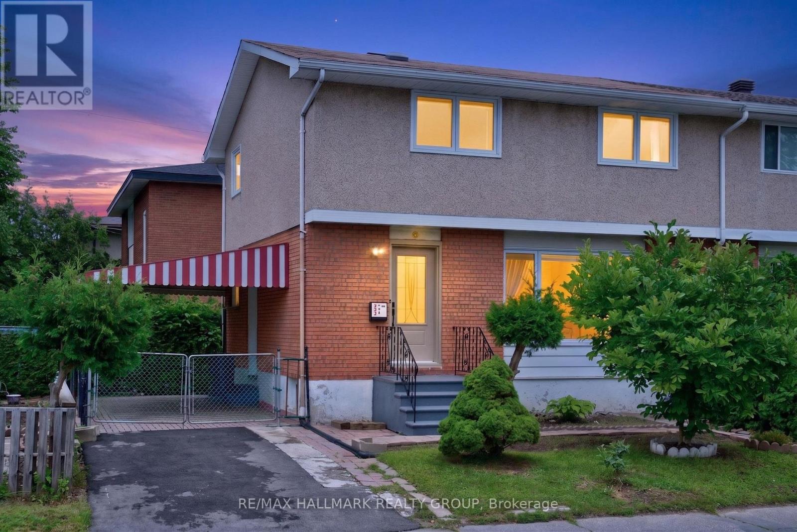 323 POULIN AVENUE, Ottawa, Ontario