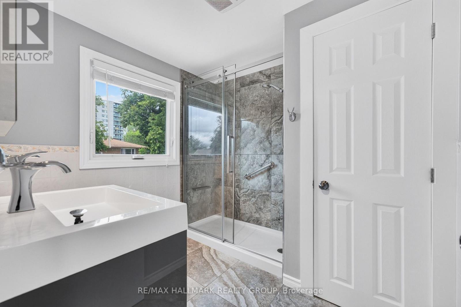 323 Poulin Avenue, Ottawa, Ontario  K2B 5T7 - Photo 32 - X13602222