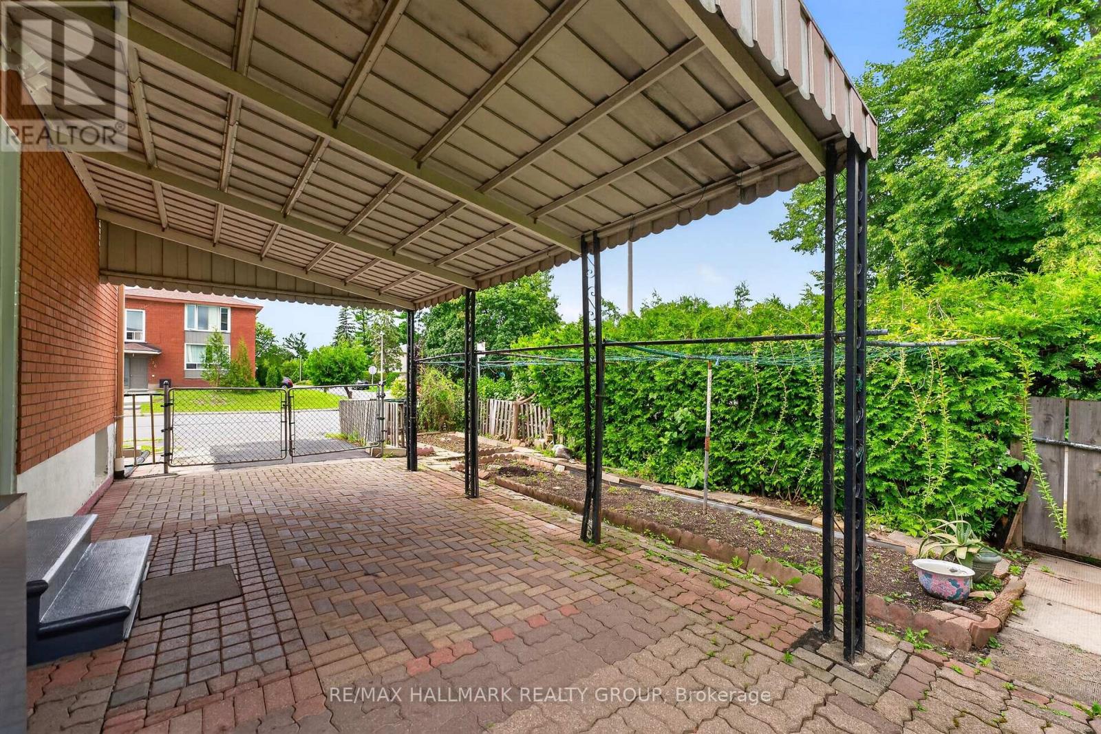 323 Poulin Avenue, Ottawa, Ontario  K2B 5T7 - Photo 41 - X13602222