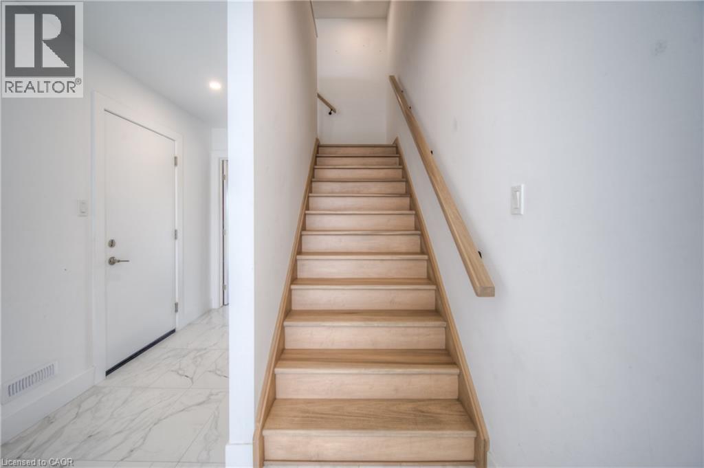 3545 Emilycarr Lane, London, Ontario  N6L 0H7 - Photo 4 - 40850671