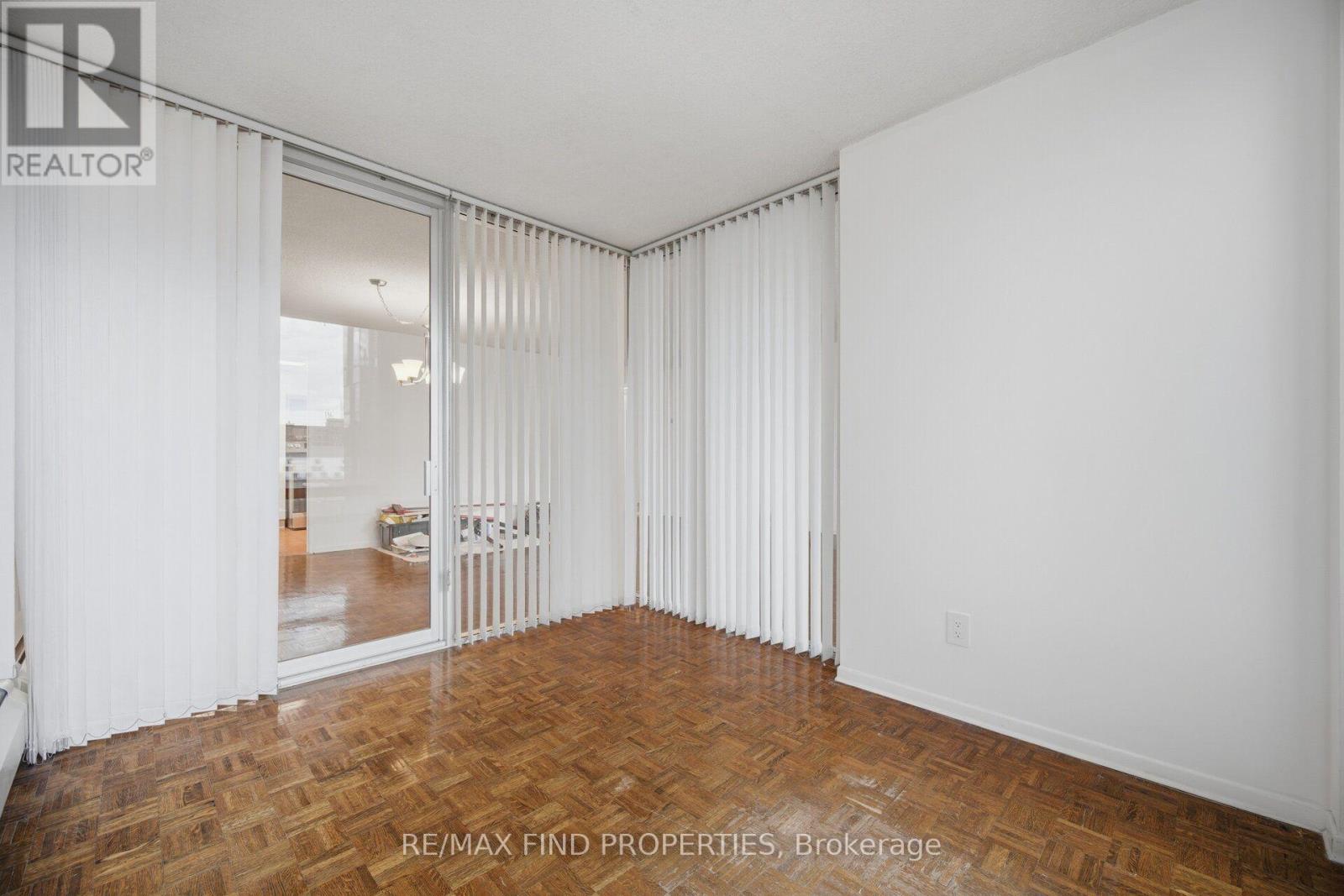 901 - 30 Wellington Street E, Toronto, Ontario  M5E 1S3 - Photo 42 - C13601968