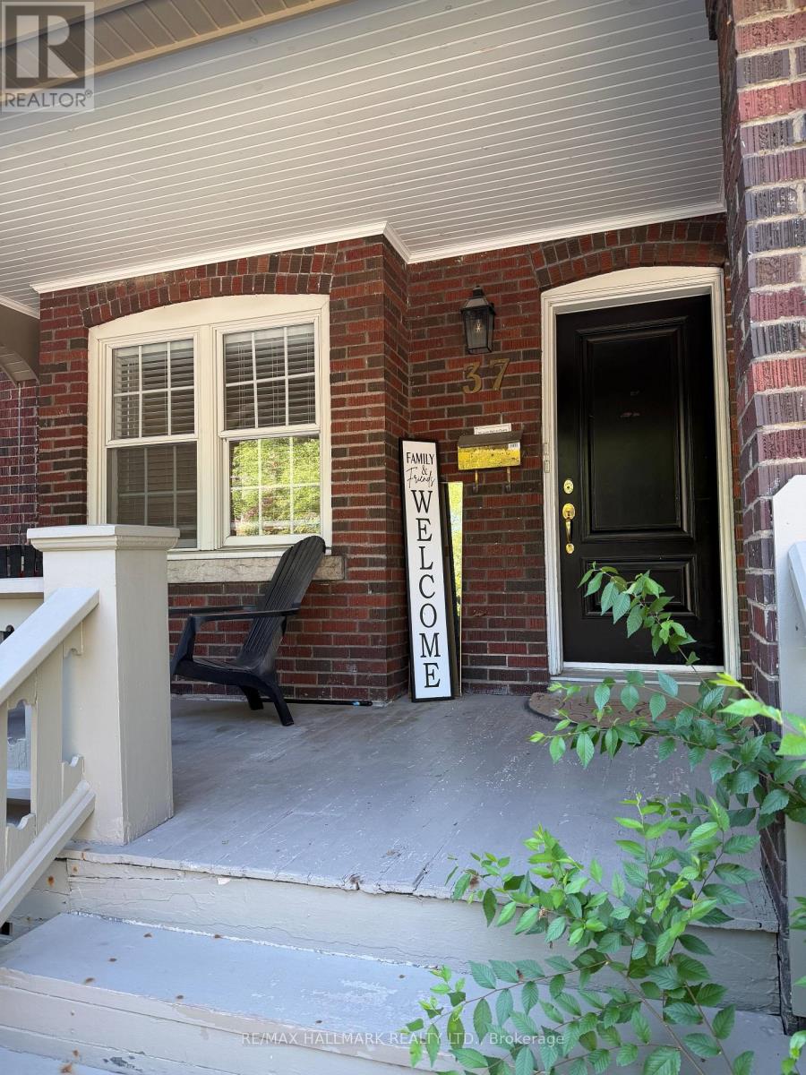 Main Fl - 37 Lola Road, Toronto, Ontario  M5P 1E5 - Photo 2 - C13602038