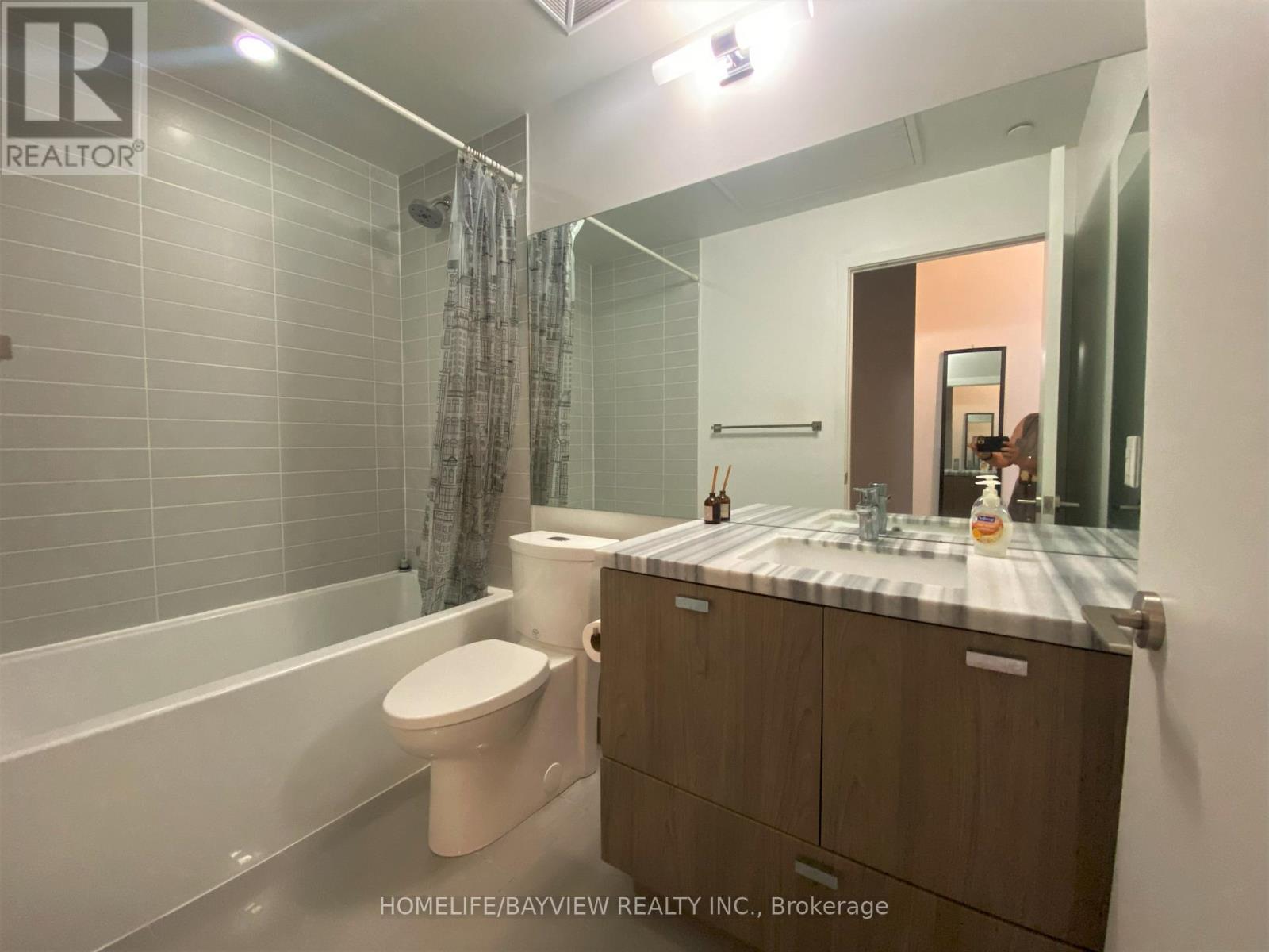3707 - 290 Adelaide Street W, Toronto, Ontario  M5V 0P3 - Photo 10 - C13602070