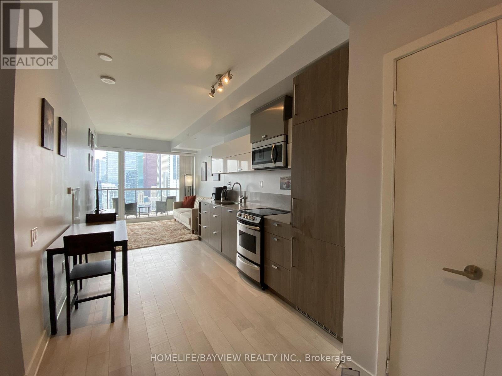 3707 - 290 Adelaide Street W, Toronto, Ontario  M5V 0P3 - Photo 3 - C13602070