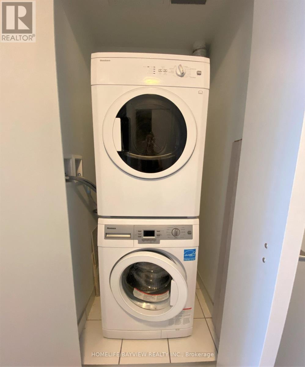 3707 - 290 Adelaide Street W, Toronto, Ontario  M5V 0P3 - Photo 4 - C13602070