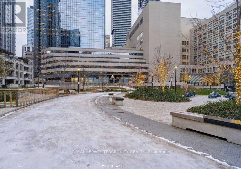 1113 - 711 Bay Street, Toronto, Ontario  M5G 2J8 - Photo 16 - C13602244