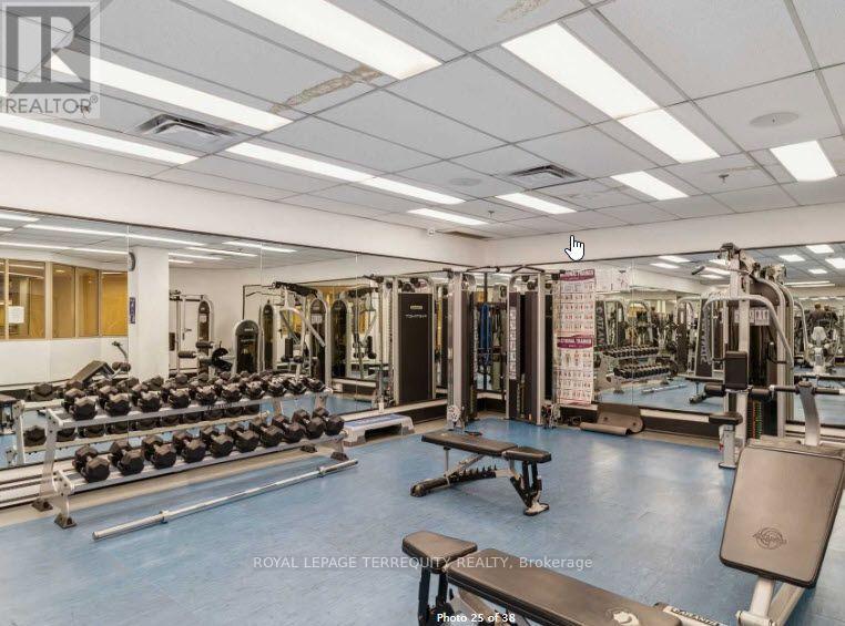 1113 - 711 Bay Street, Toronto, Ontario  M5G 2J8 - Photo 17 - C13602244