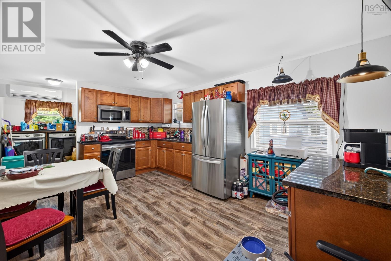 12 Highland Avenue, Brookfield, Nova Scotia  B0N 1C0 - Photo 11 - 202618573