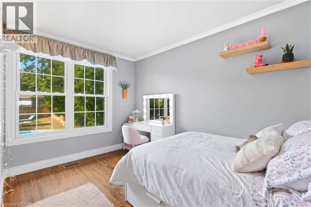 554 Chamberlain Road, Burlington, Ontario  L7L 2V4 - Photo 20 - 40847769
