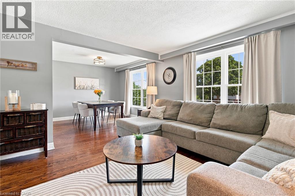 554 Chamberlain Road, Burlington, Ontario  L7L 2V4 - Photo 7 - 40847769