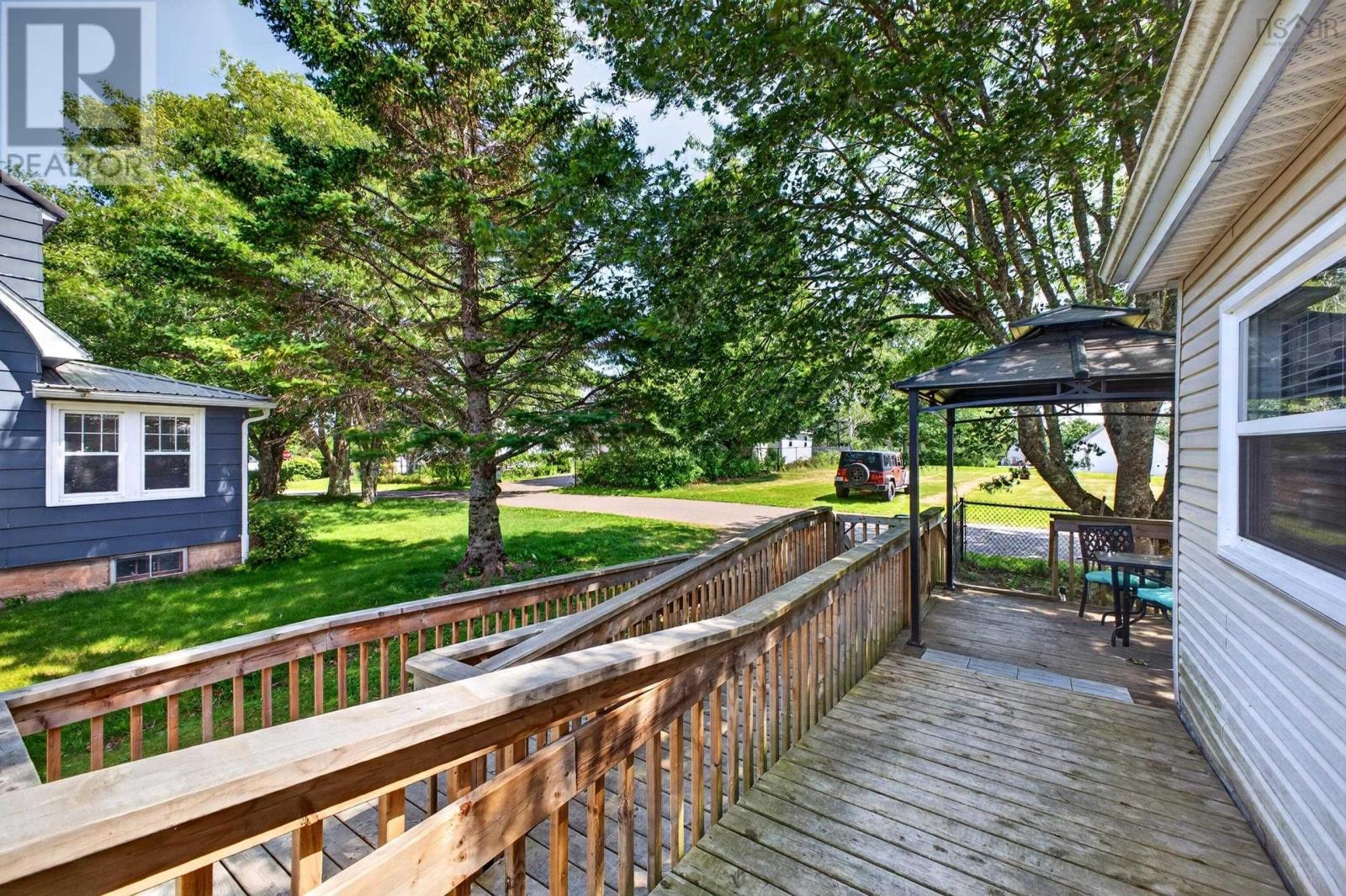 12 Highland Avenue, Brookfield, Nova Scotia  B0N 1C0 - Photo 35 - 202618573