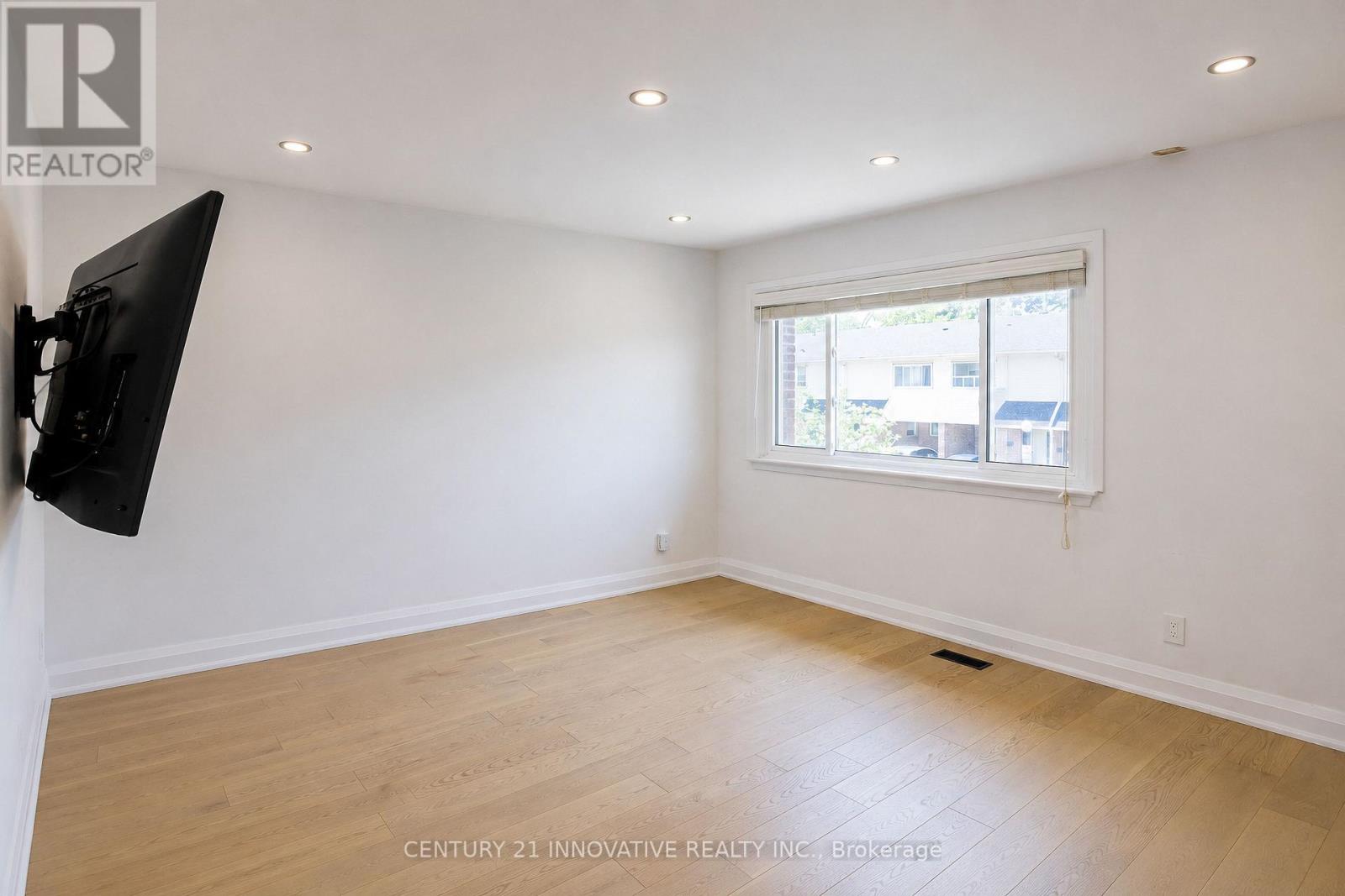 19 - 2451 Bridletowne Circle, Toronto, Ontario  M1W 2Y4 - Photo 20 - E13602024