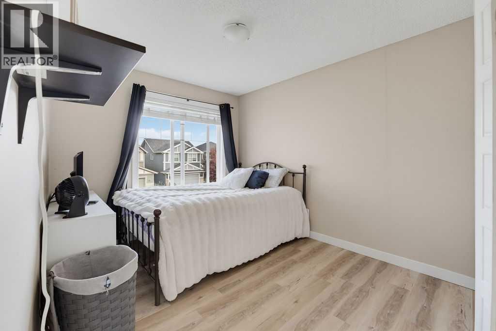 145 Sunset Manor, Cochrane, Alberta  T4C 0N2 - Photo 29 - A2327698