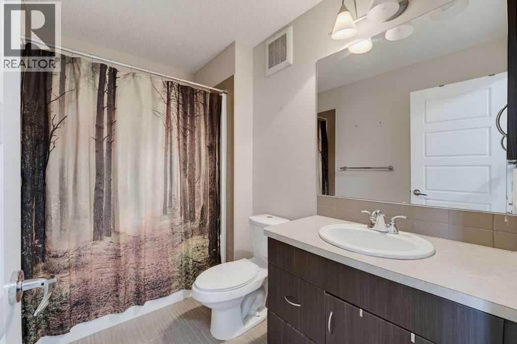 145 Sunset Manor, Cochrane, Alberta  T4C 0N2 - Photo 30 - A2327698