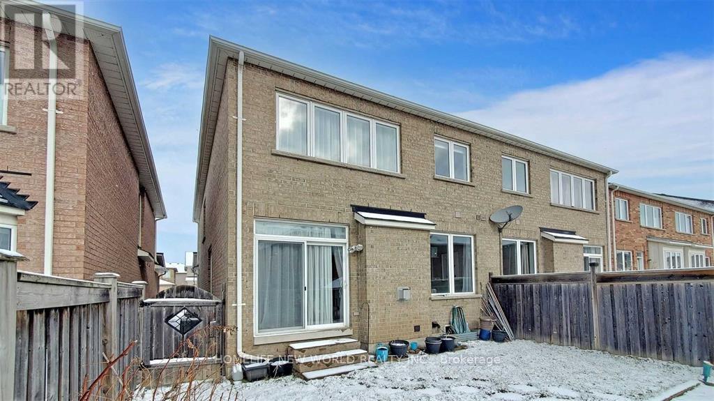 52 Mantle Avenue, Whitchurch-Stouffville, Ontario  L4A 0M5 - Photo 33 - N13601970