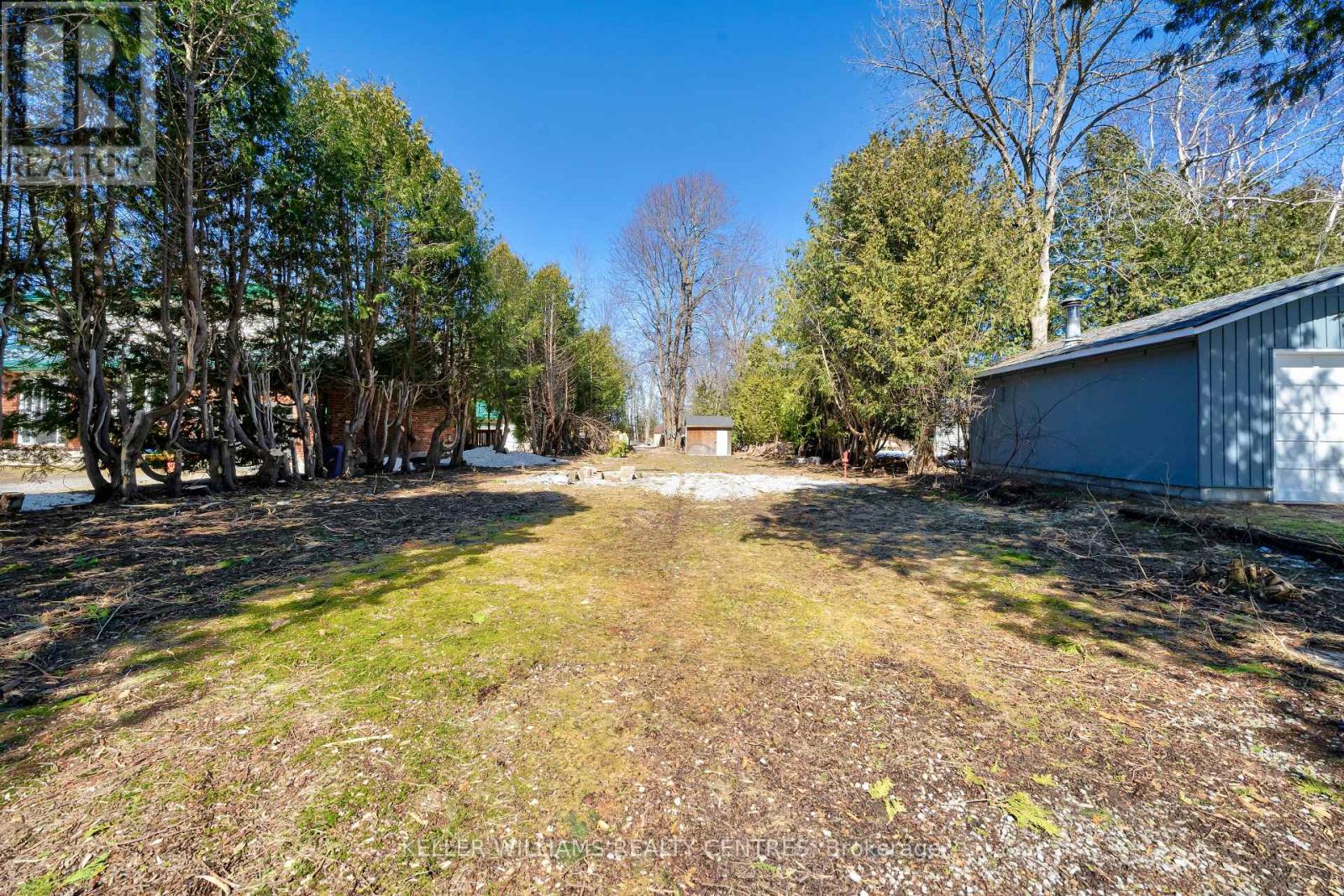 34 Della Street, Georgina, Ontario  L0E 1R0 - Photo 6 - N13602056