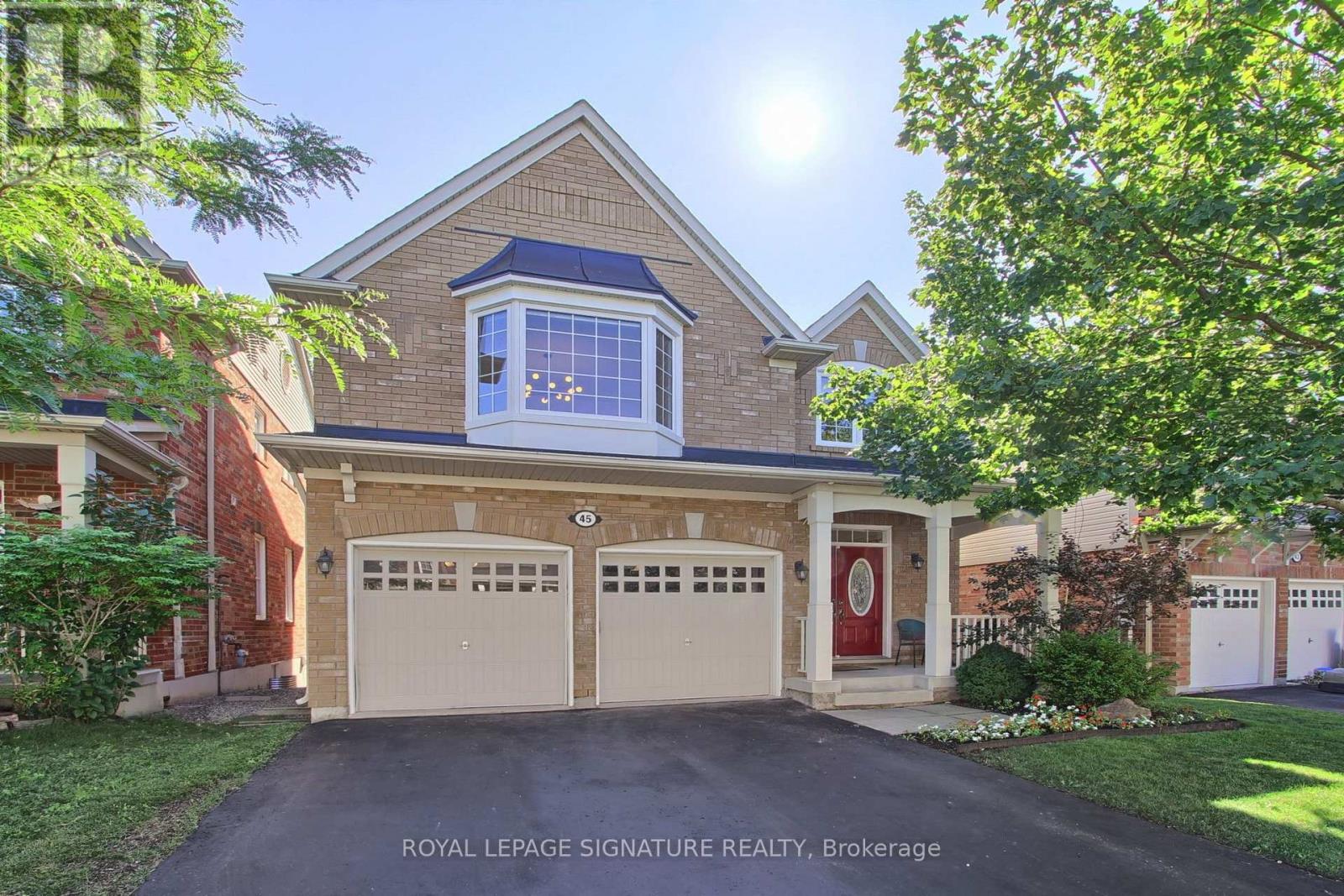 45 MAE BROOKS DRIVE, Newmarket, Ontario