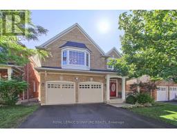 45 MAE BROOKS DRIVE, Newmarket, Ontario