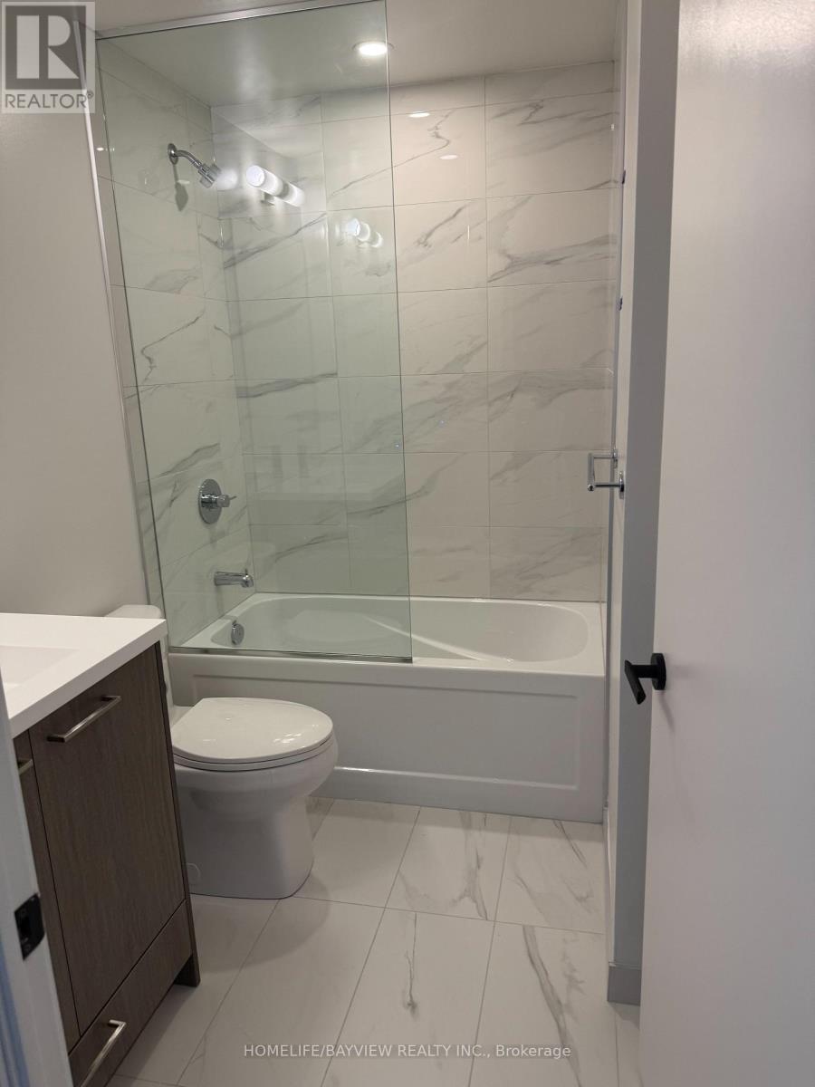 1016 - 28 Interchange Way, Vaughan, Ontario  L4K 0P8 - Photo 5 - N13602148