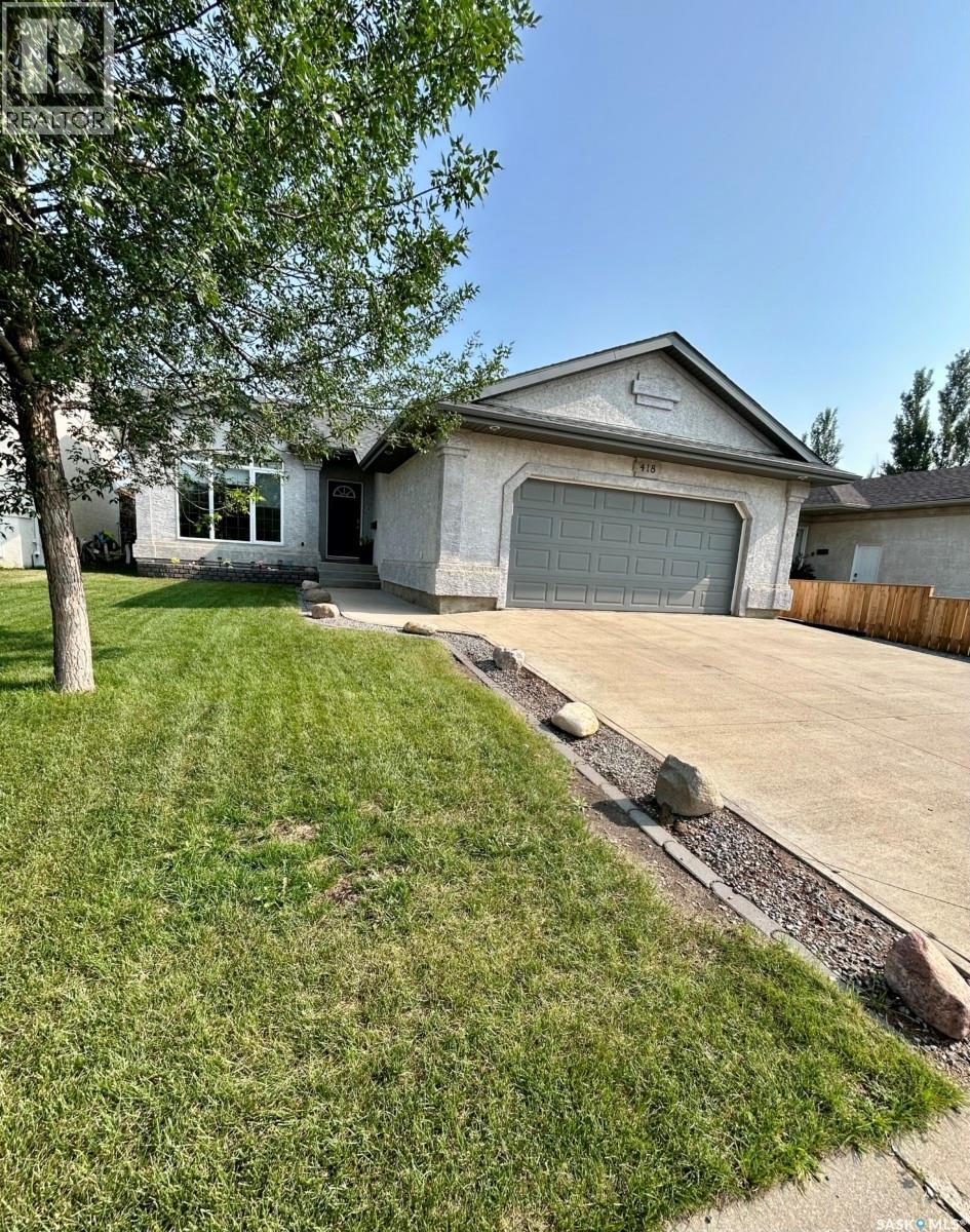 418 Crystal Crescent, Warman, Saskatchewan  S0K 0A1 - Photo 2 - SK043600
