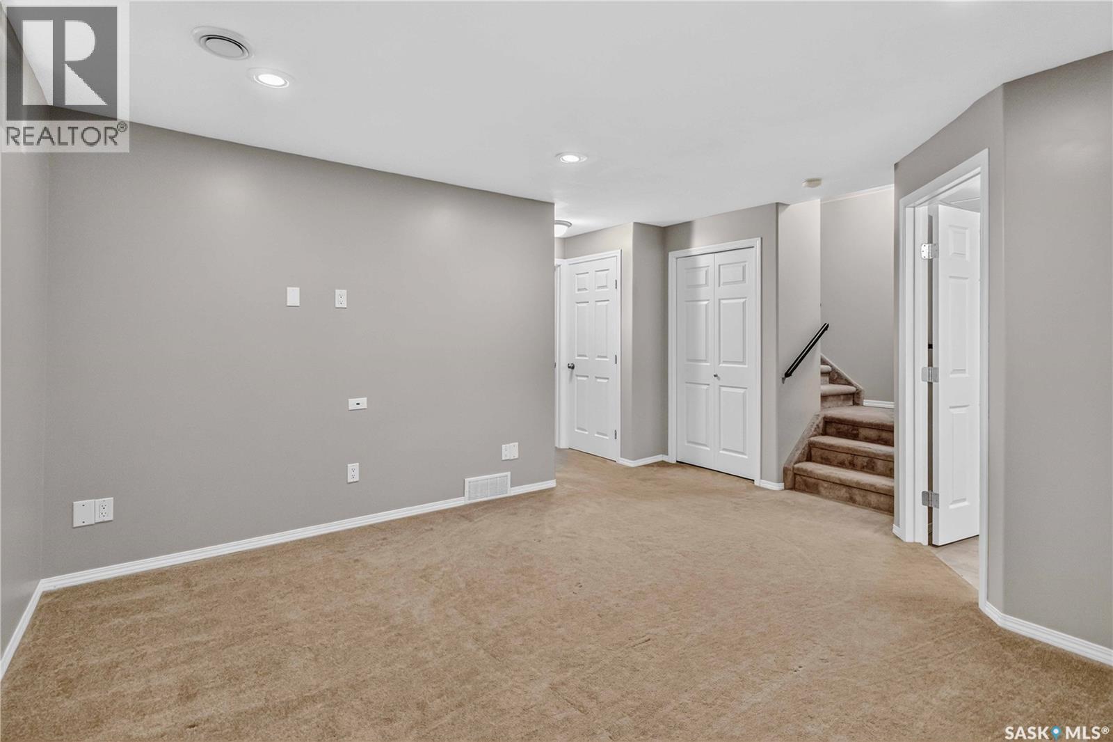 326 Denham Court, Saskatoon, Saskatchewan  S7R 1E5 - Photo 31 - SK043586