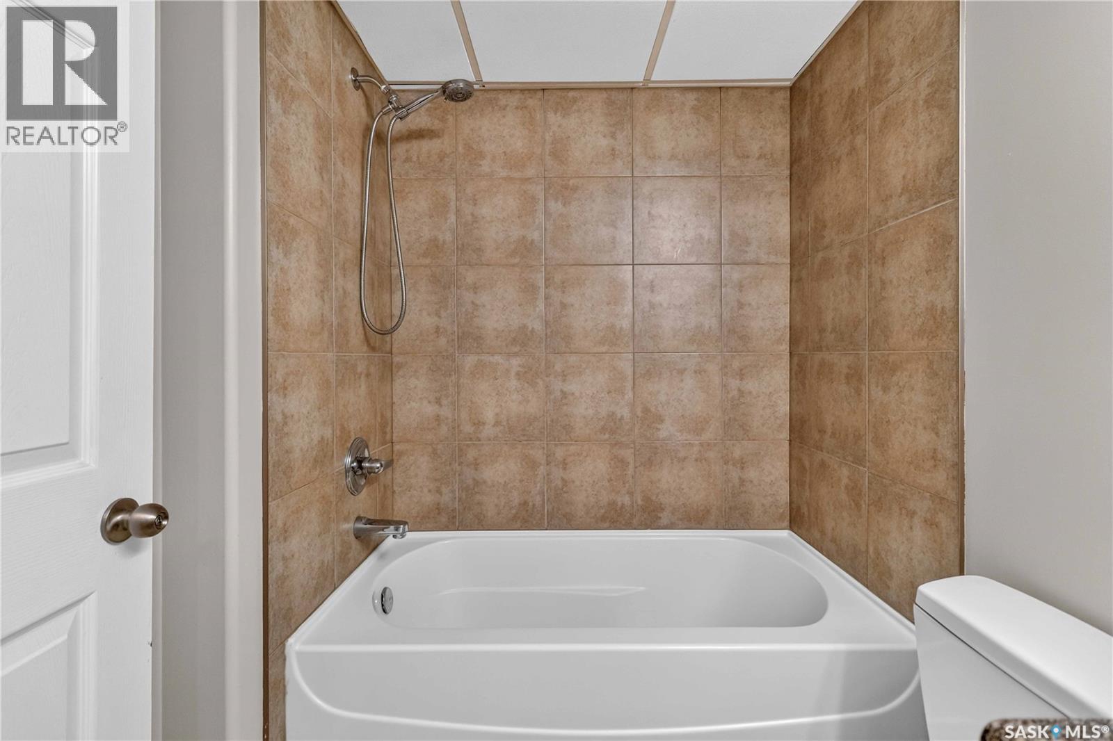 326 Denham Court, Saskatoon, Saskatchewan  S7R 1E5 - Photo 36 - SK043586