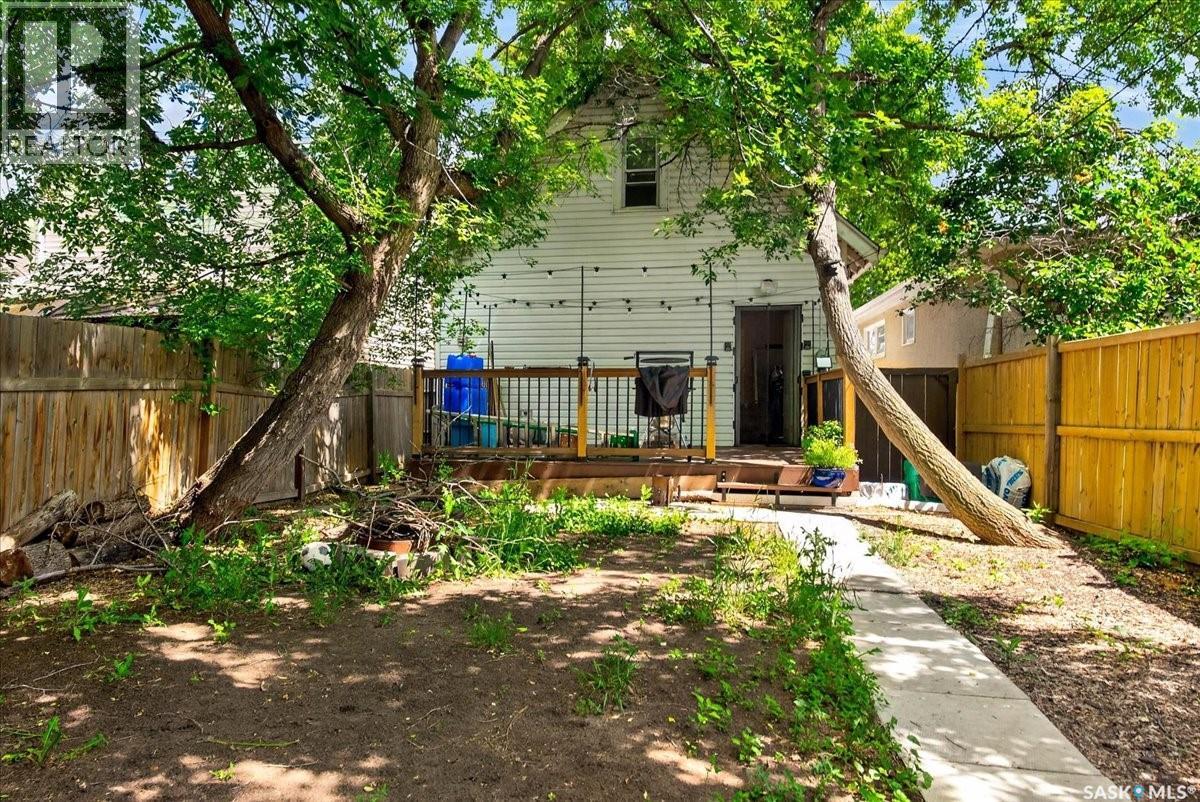 1922 Atkinson Street, Regina, Saskatchewan  S4N 3W5 - Photo 30 - SK043584
