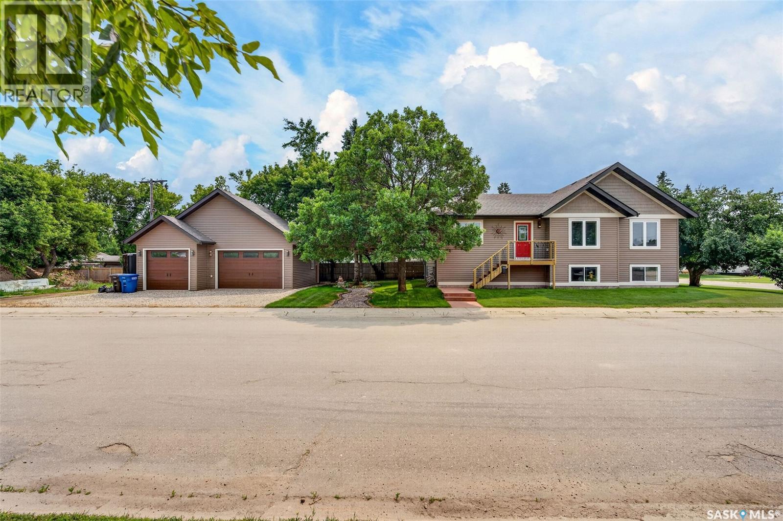 140 10th STREET, humboldt, Saskatchewan