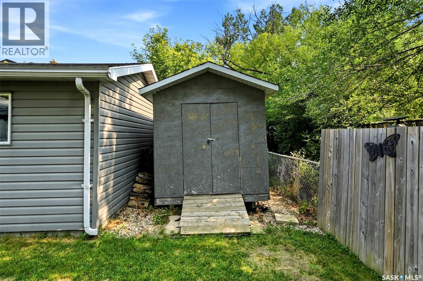 1413 Shannon Road, Regina, Saskatchewan  S4S 5L4 - Photo 39 - SK043509