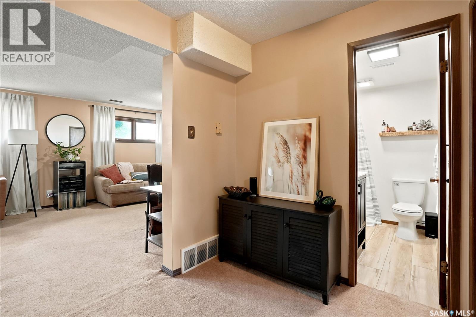 933 Montgomery Street, Moose Jaw, Saskatchewan  S6H 2W7 - Photo 22 - SK043503