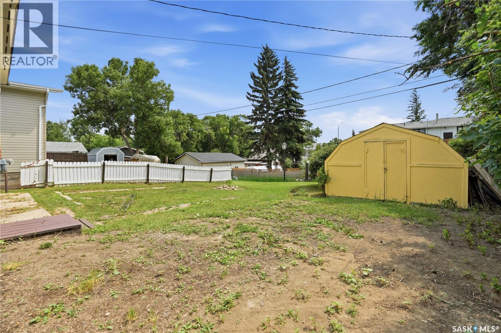 933 Montgomery Street, Moose Jaw, Saskatchewan  S6H 2W7 - Photo 43 - SK043503