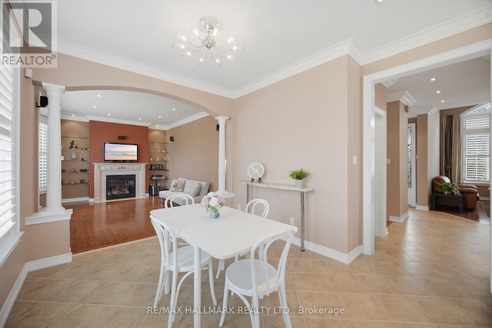 116 Beare Trail, Newmarket, Ontario  L3X 3B6 - Photo 16 - N13561426
