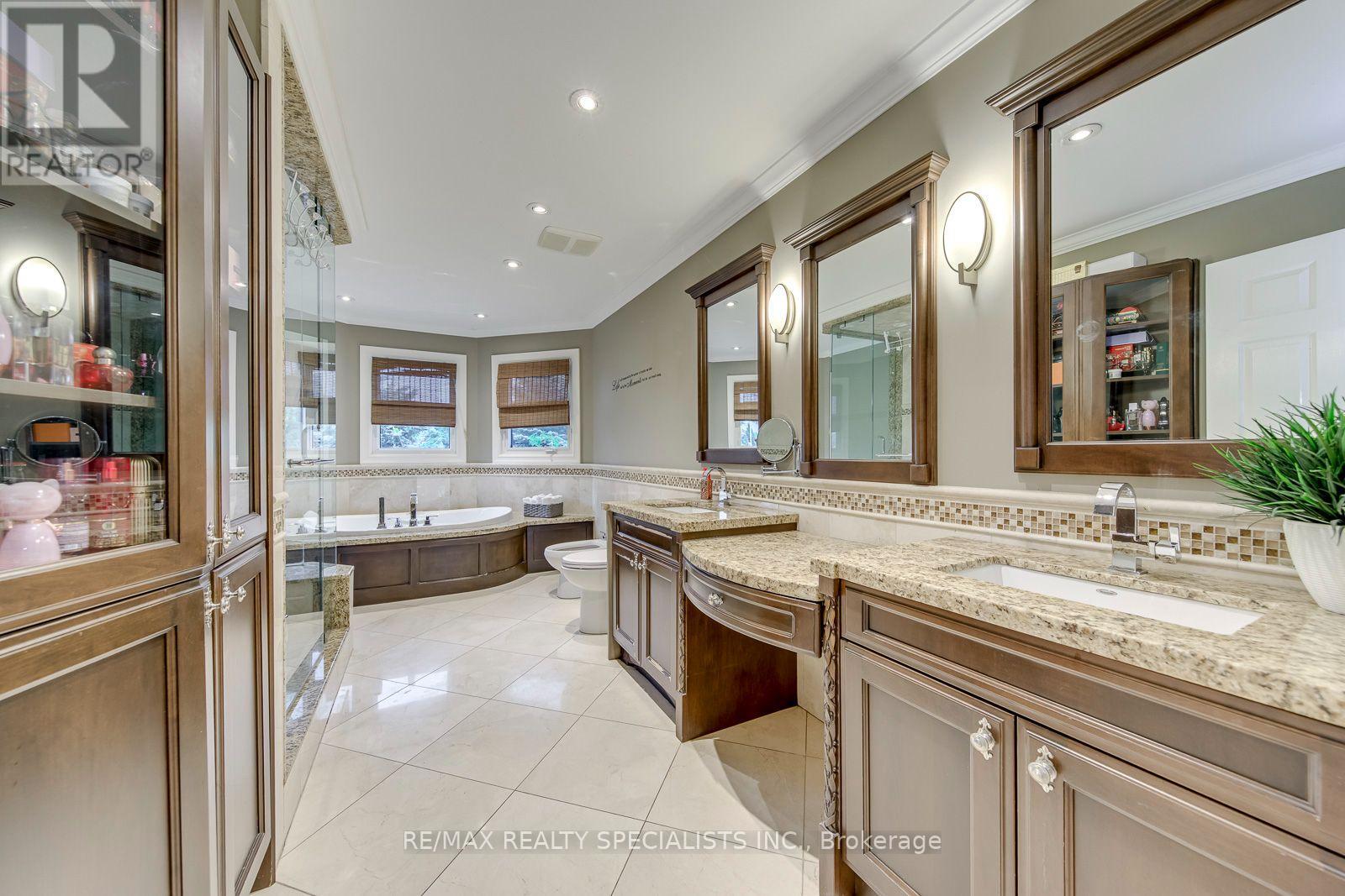 1499 Ravensmoor Crescent, Mississauga, Ontario  L5M 3L3 - Photo 31 - W13601984