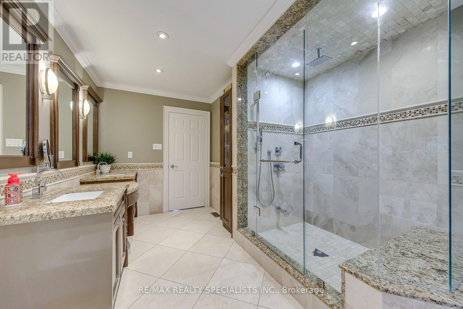 1499 Ravensmoor Crescent, Mississauga, Ontario  L5M 3L3 - Photo 33 - W13601984