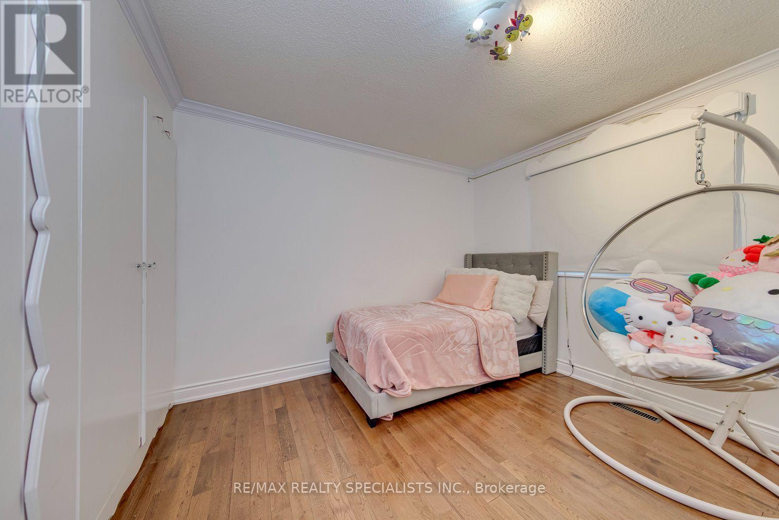 1499 Ravensmoor Crescent, Mississauga, Ontario  L5M 3L3 - Photo 37 - W13601984