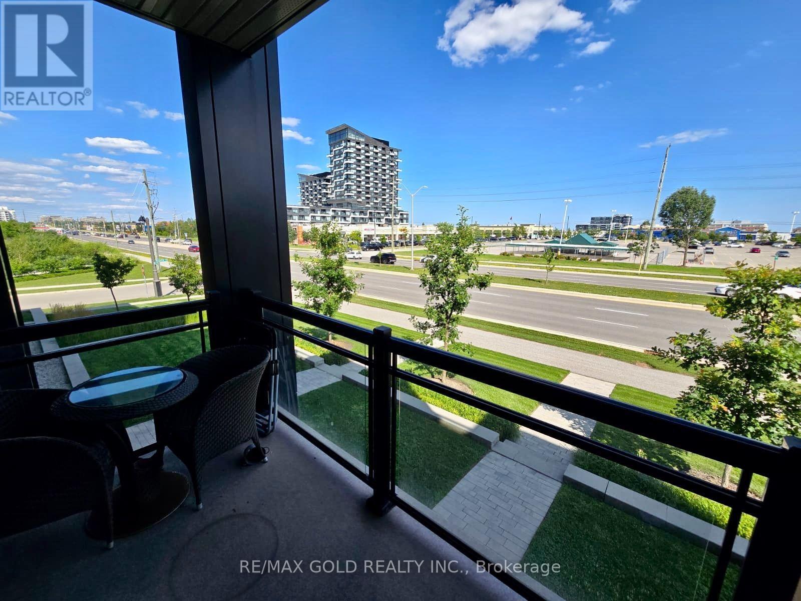 218 - 210 Sabina Drive, Oakville, Ontario  L6H 7C3 - Photo 11 - W13602002