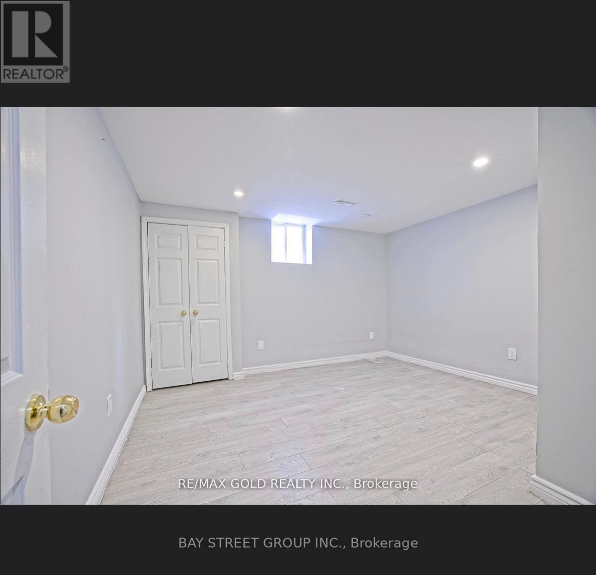 16 ,  BASEMENT, COTTONTAIL ROAD, Brampton, Ontario