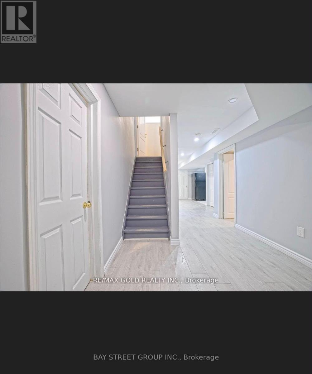 16 ,  Basement, Cottontail Road, Brampton, Ontario  L7A 3R4 - Photo 2 - W13602072