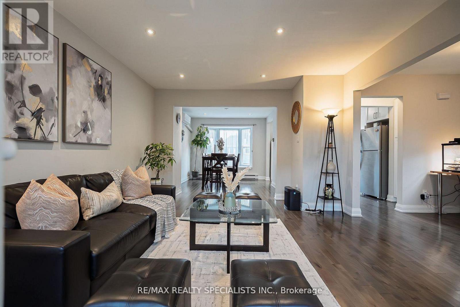 8 - 6780 Formentera Avenue, Mississauga, Ontario  L5N 2L1 - Photo 3 - W13602108