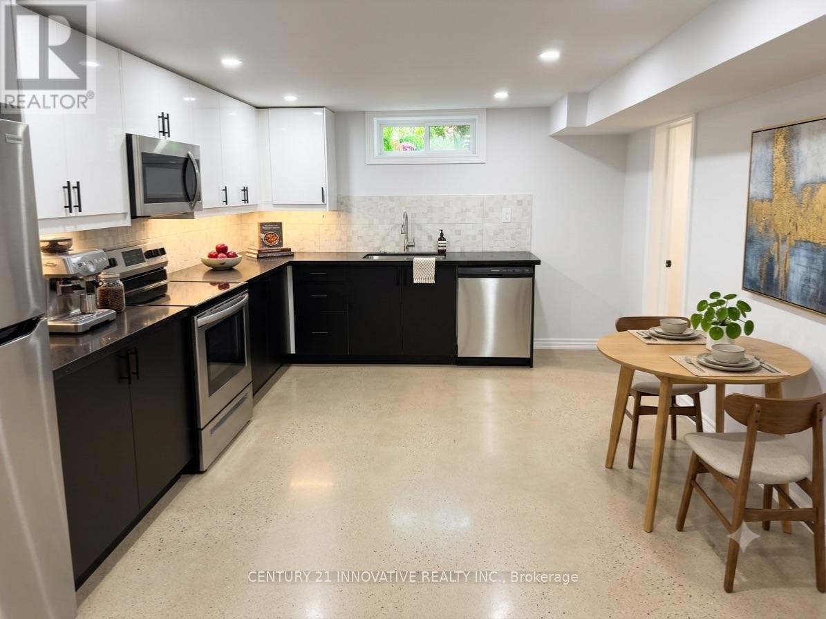 A - 541 Chamberlain Road, Burlington, Ontario  L7L 2V2 - Photo 4 - W13602118