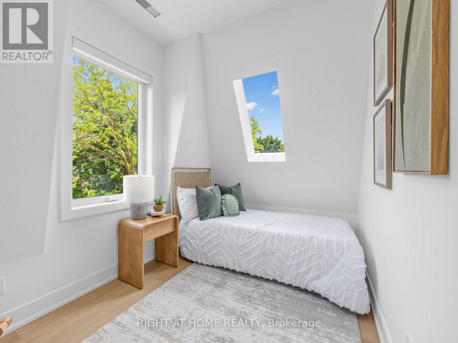 Unit B - 1416 Islington Avenue, Toronto, Ontario  M9A 3K7 - Photo 19 - W13602182