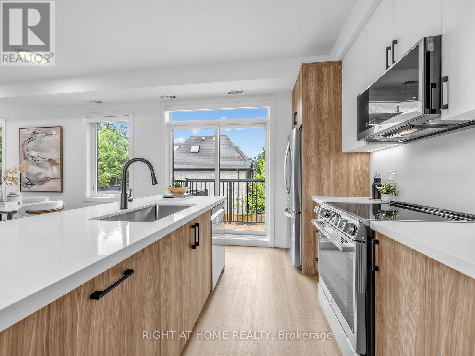 Unit B - 1416 Islington Avenue, Toronto, Ontario  M9A 3K7 - Photo 3 - W13602182