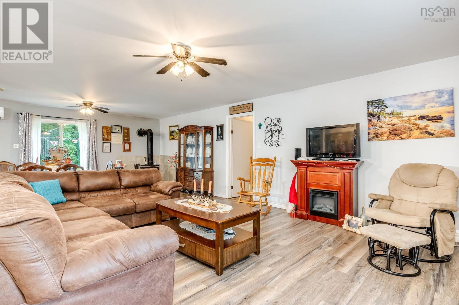 266 Hall Road, South Greenwood, Nova Scotia  B0P 1R0 - Photo 13 - 202618567