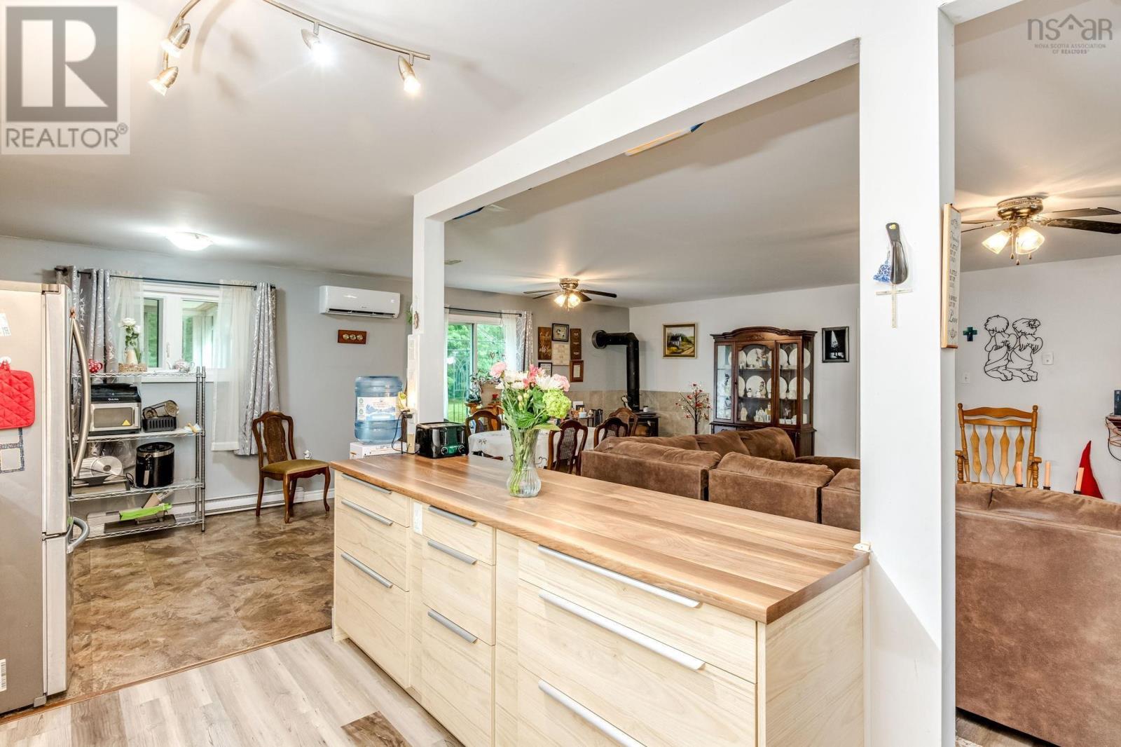266 Hall Road, South Greenwood, Nova Scotia  B0P 1R0 - Photo 8 - 202618567