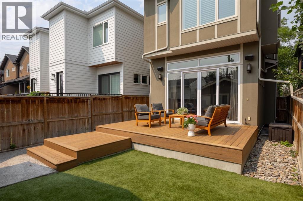 2037 48 Avenue SW, Calgary, Alberta  T2T 2T6 - Photo 9 - A2273808