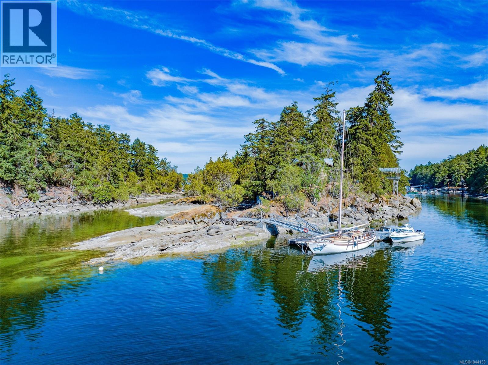 1 Eaglet Island, Decourcy Island, British Columbia  V0V 0V0 - Photo 2 - 1044133