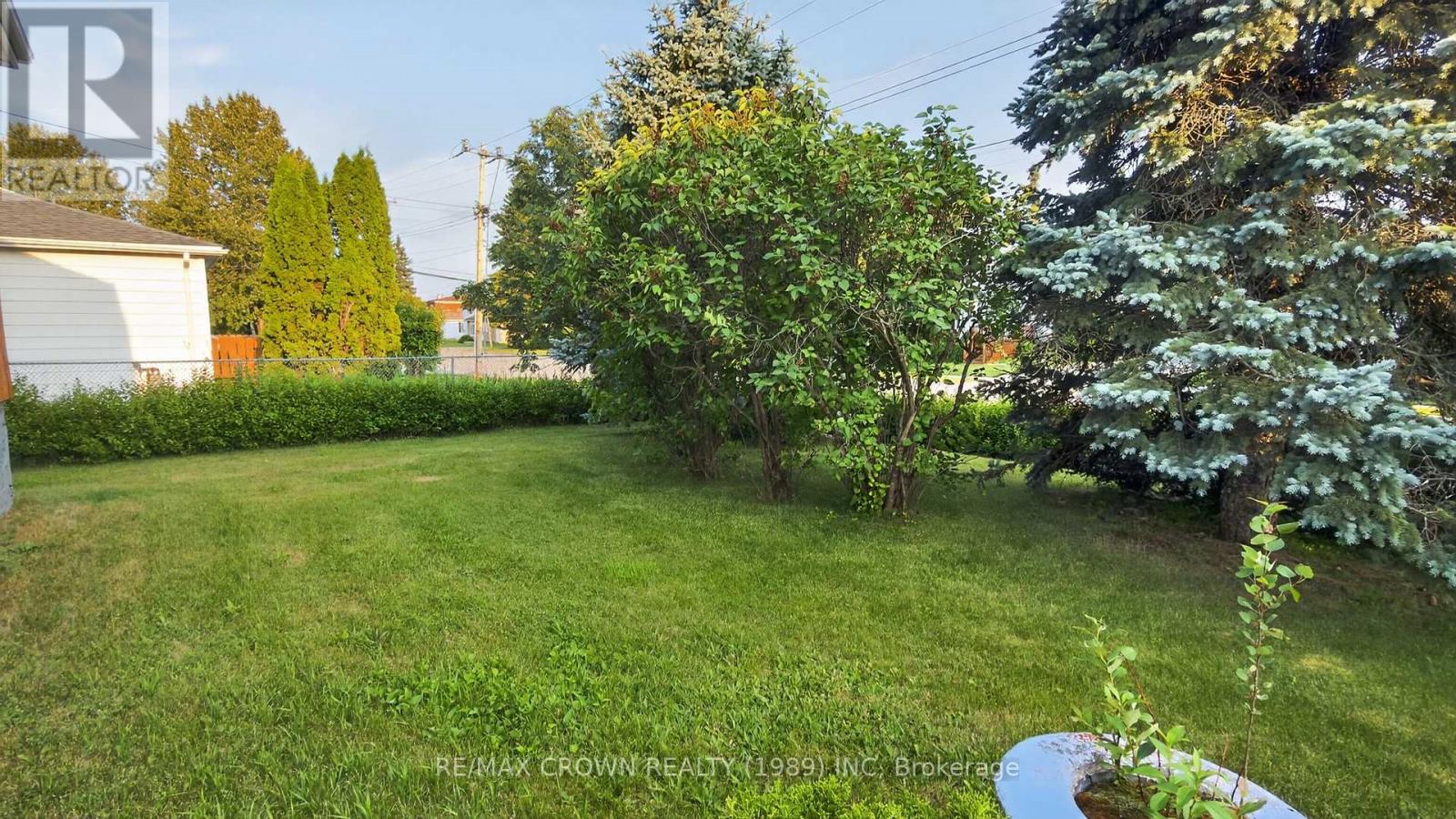 706 Prince Street, Hearst, Ontario  P0L 1N0 - Photo 9 - T13602298