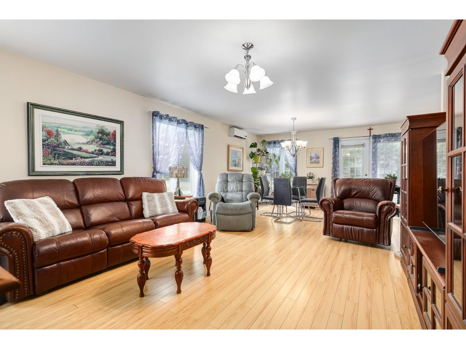 4136 Rue Maisonneuve Rawdon Quebec Canada J0L1S0 3
