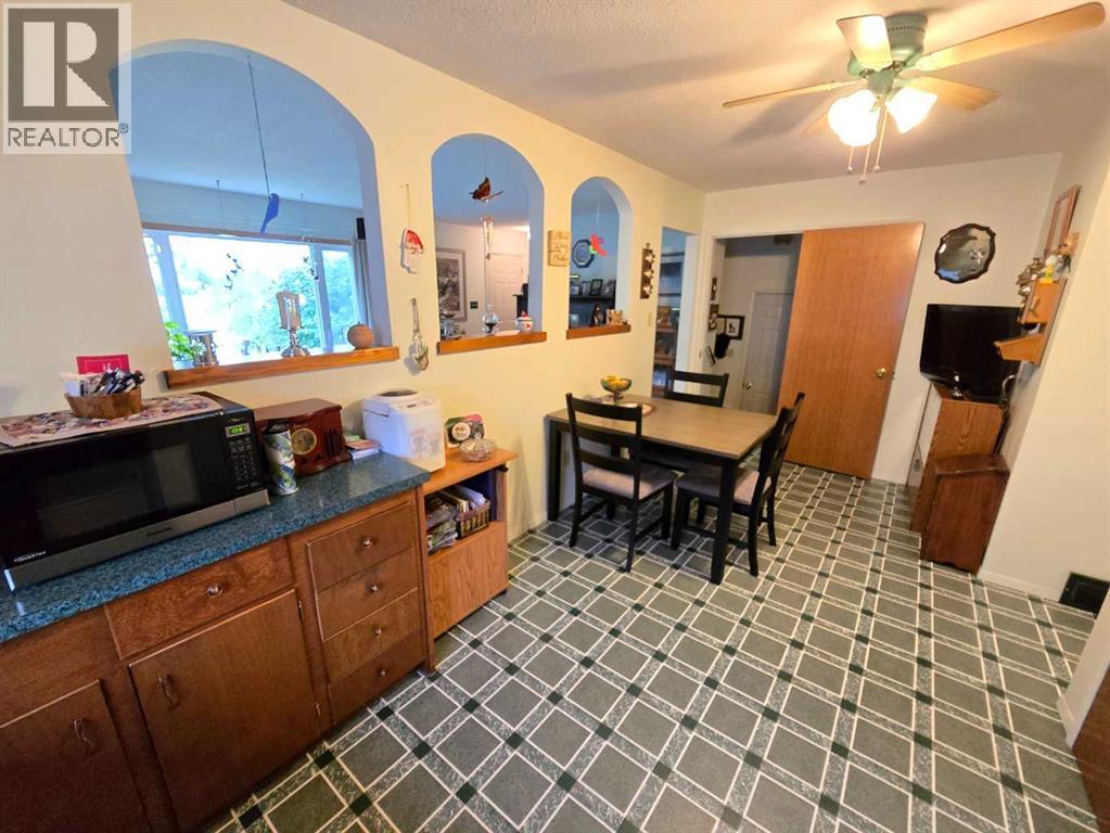 4610 52 Avenue, Grimshaw, Alberta  T0H 1W0 - Photo 8 - A2327861