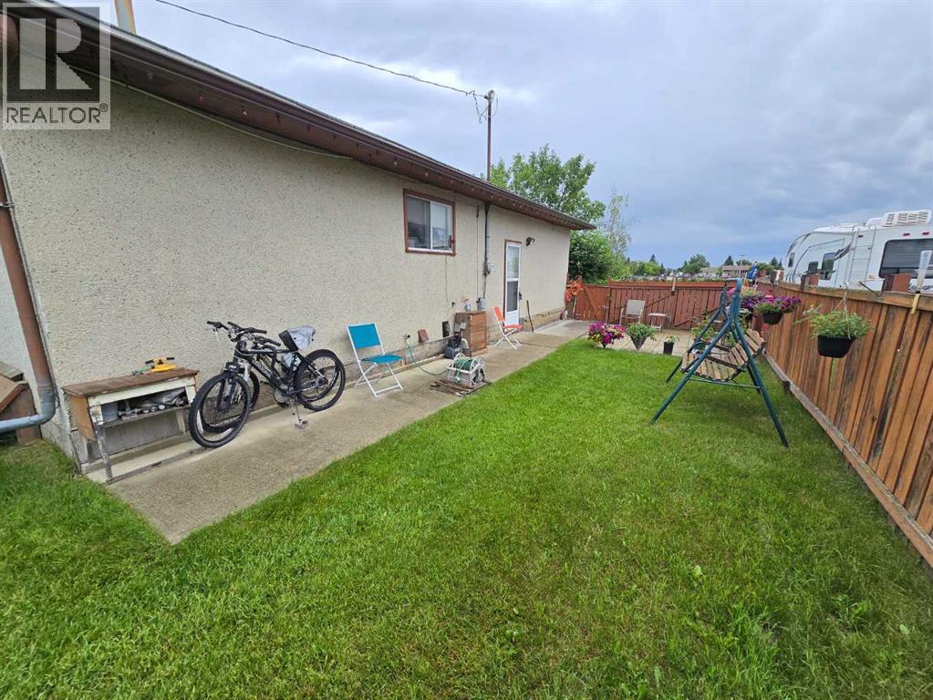 4610 52 Avenue, Grimshaw, Alberta  T0H 1W0 - Photo 26 - A2327861